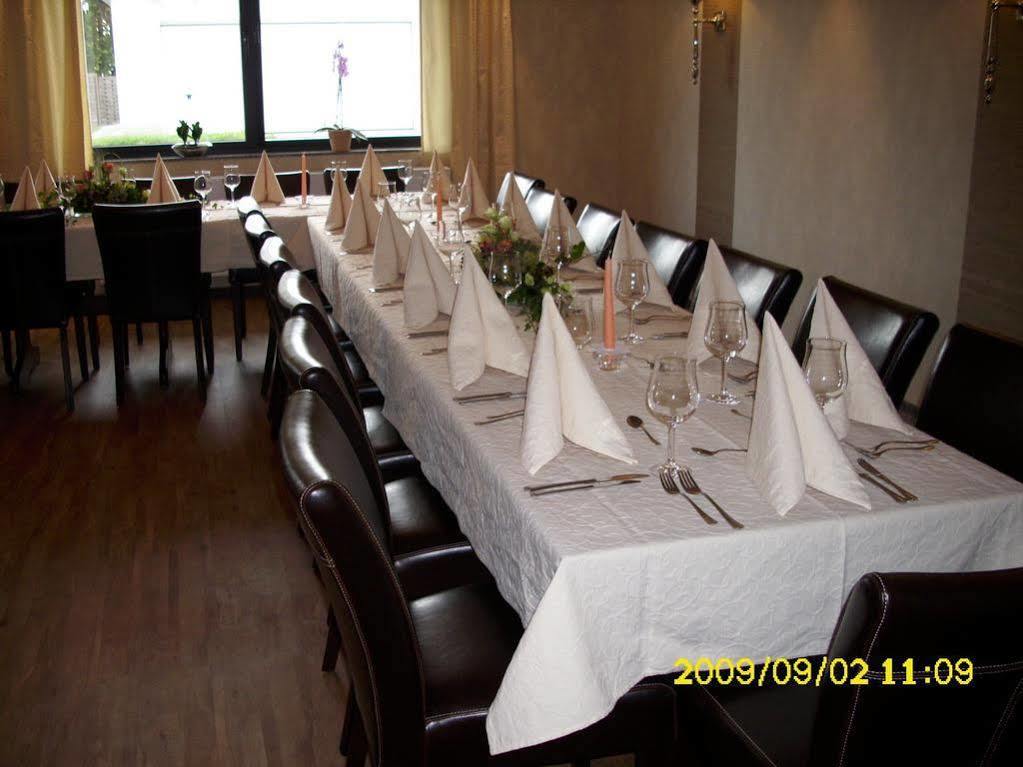 Hotel Taunusblick Hömberg Zewnętrze zdjęcie